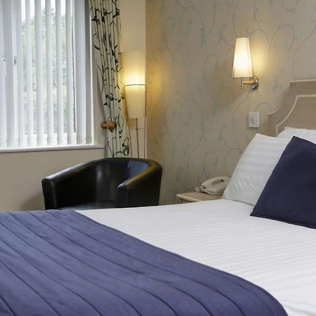Best Western Reading Calcot Hotel Bagian luar foto