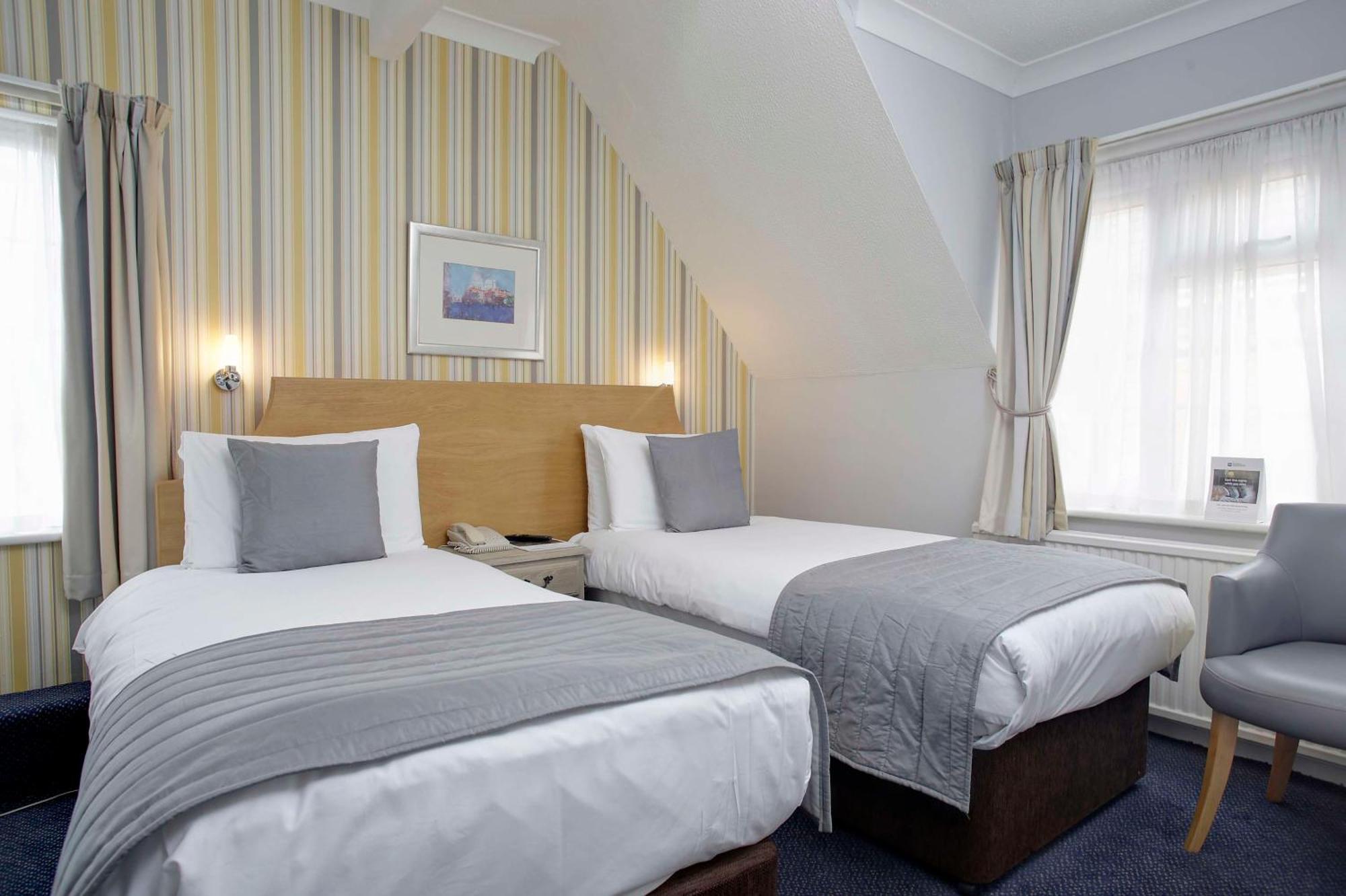 Best Western Reading Calcot Hotel Bagian luar foto