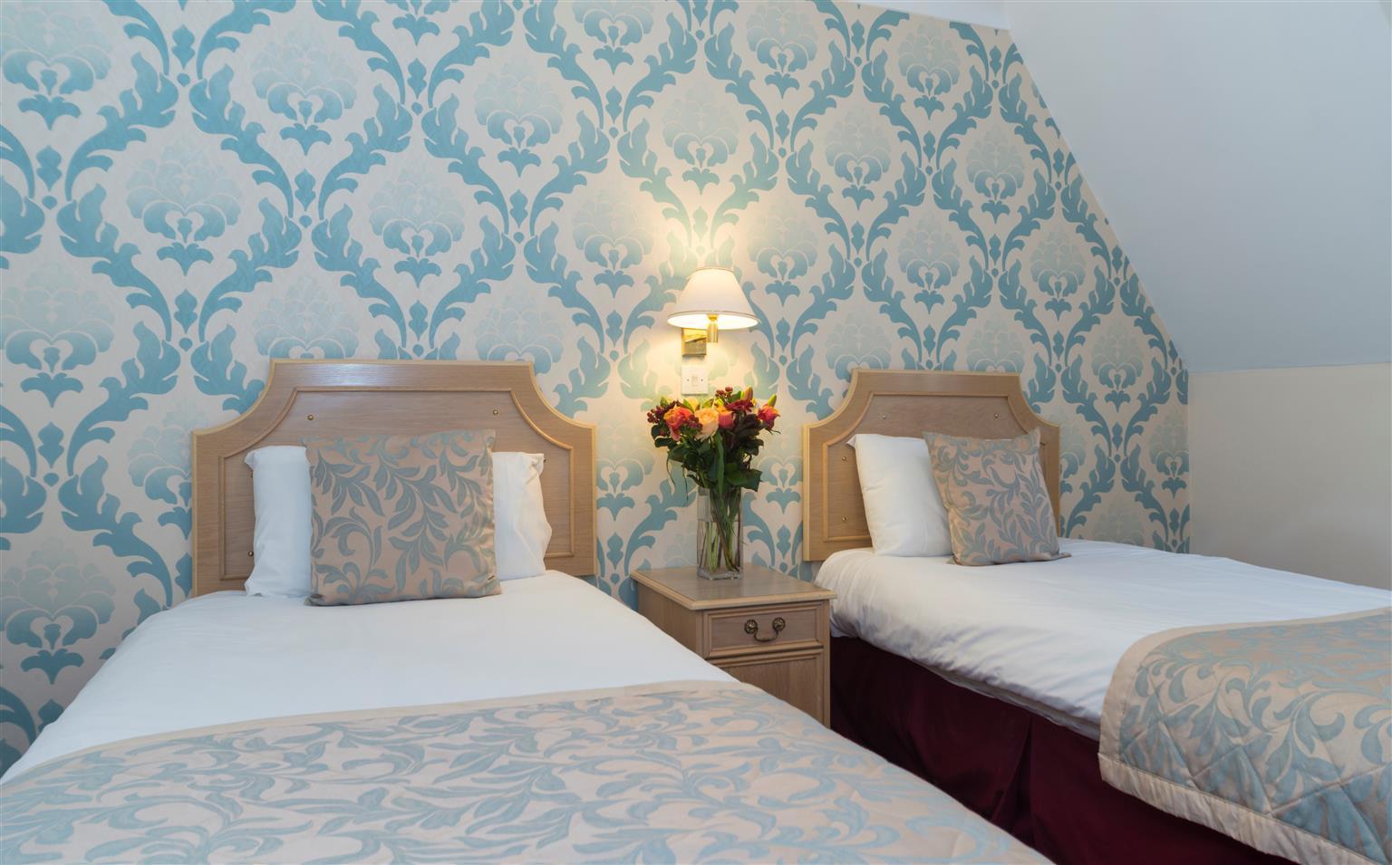 Best Western Reading Calcot Hotel Bagian luar foto